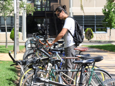 Bicicletas aparcadas en la UPV